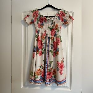 Off the shoulders size medium boutique dress only worn once